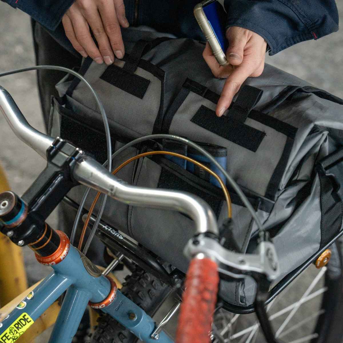 Ile Racks *ILE* Porteur Rack Bag (x-pac/grey) - BLUE LUG GLOBAL ONLINE STORE